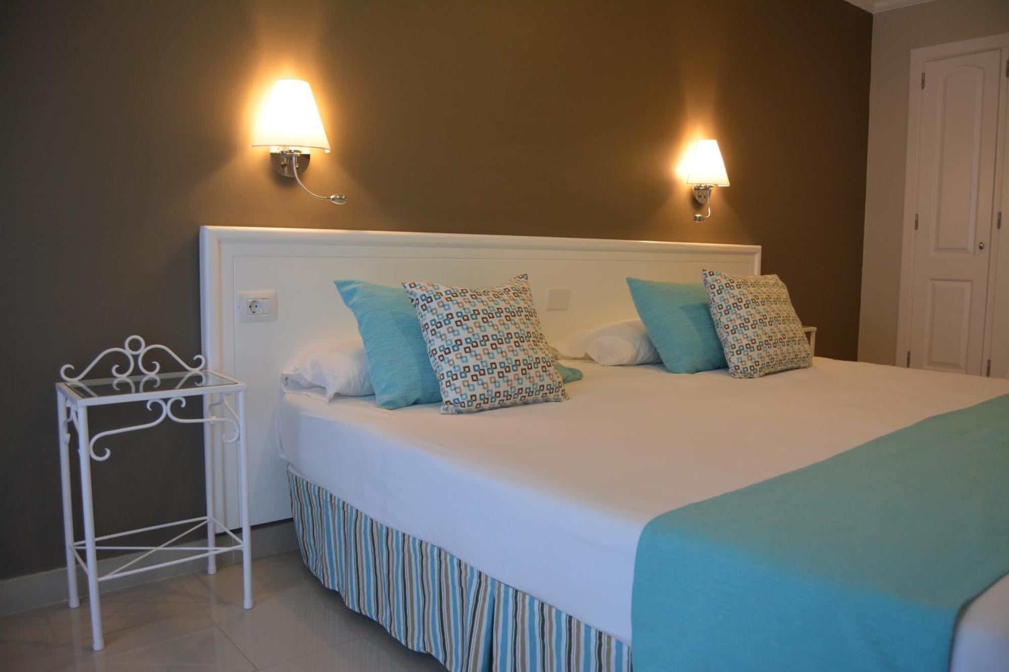 Rf La Quinta Park Suites Santa Úrsula Exterior foto